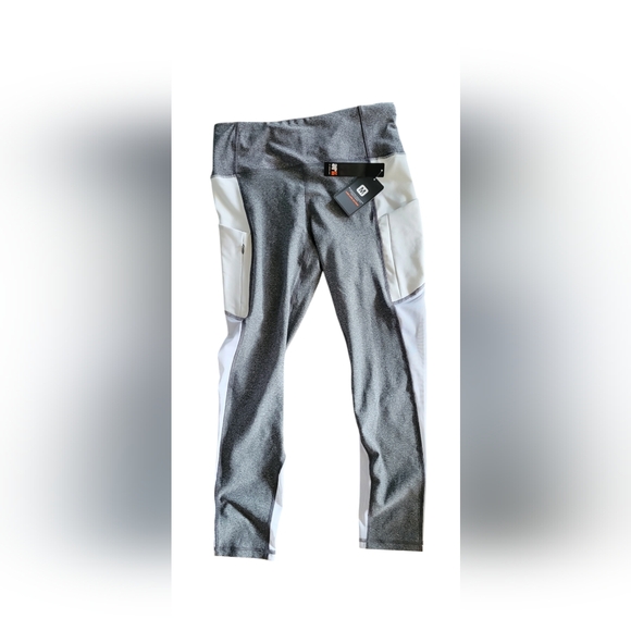 Athletic pants - Picture 1 of 3